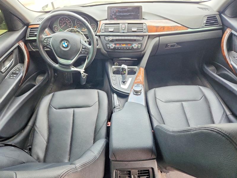61587486 :رقم المزاد ، WBA3B5G54FNS13273 vin ، 2015 Bmw 328 مزاد بيع