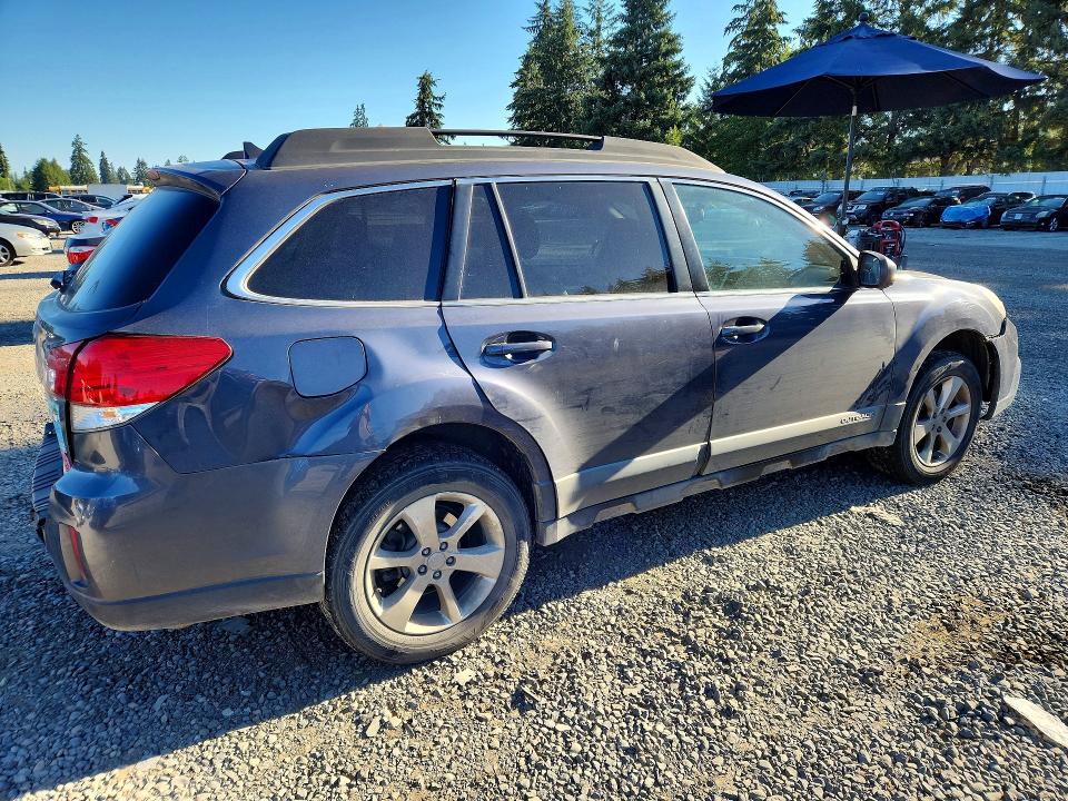 2014 Subaru Outback მანქანა იყიდება აუქციონზე, vin: 4S4BRBCC3E3251094, აუქციონის ნომერი: 63224746