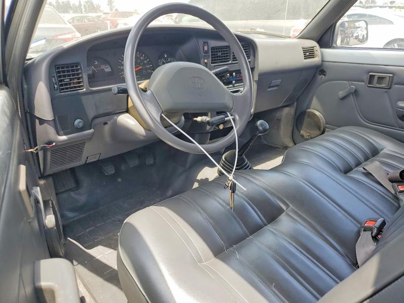 1992 Toyota Pickup მანქანა იყიდება აუქციონზე, vin: JT4RN81A2N0092167, აუქციონის ნომერი: 61794706