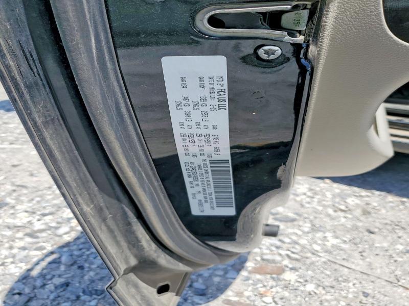 2015 Chrysler Town & Country მანქანა იყიდება აუქციონზე, vin: 2C4RC1BGXFR695391, აუქციონის ნომერი: 58812526