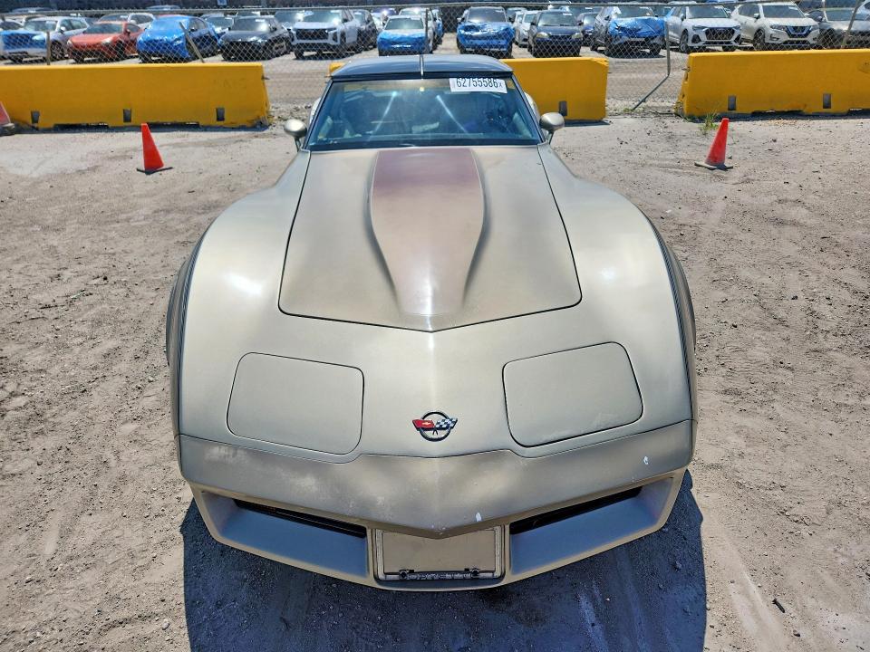 62755586 :رقم المزاد ، 1G1AY0788C5121304 vin ، 1982 Chevrolet Corvette مزاد بيع