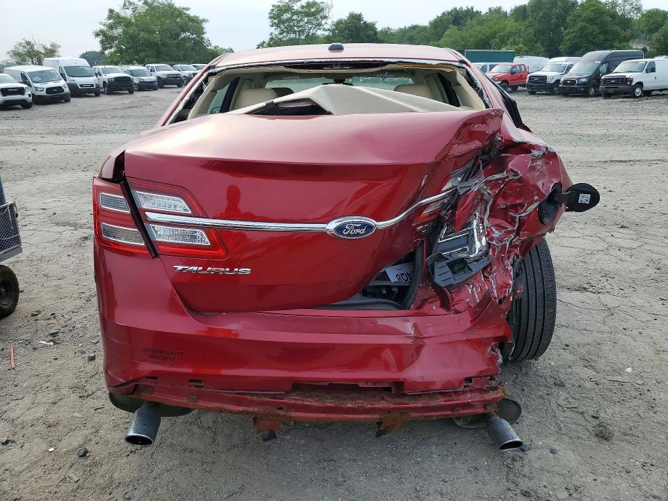 62440166 :رقم المزاد ، 1FAHP2H84FG182327 vin ، 2015 Ford Taurus مزاد بيع