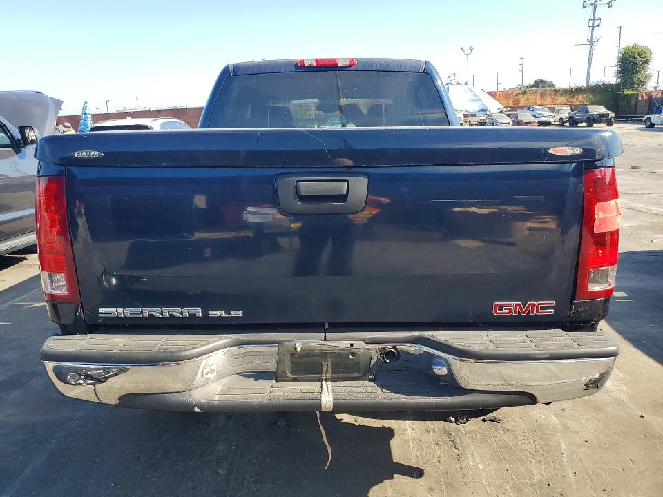 60979056 :رقم المزاد ، 3GTEC13C27G529478 vin ، 2007 Gmc New Sierra مزاد بيع