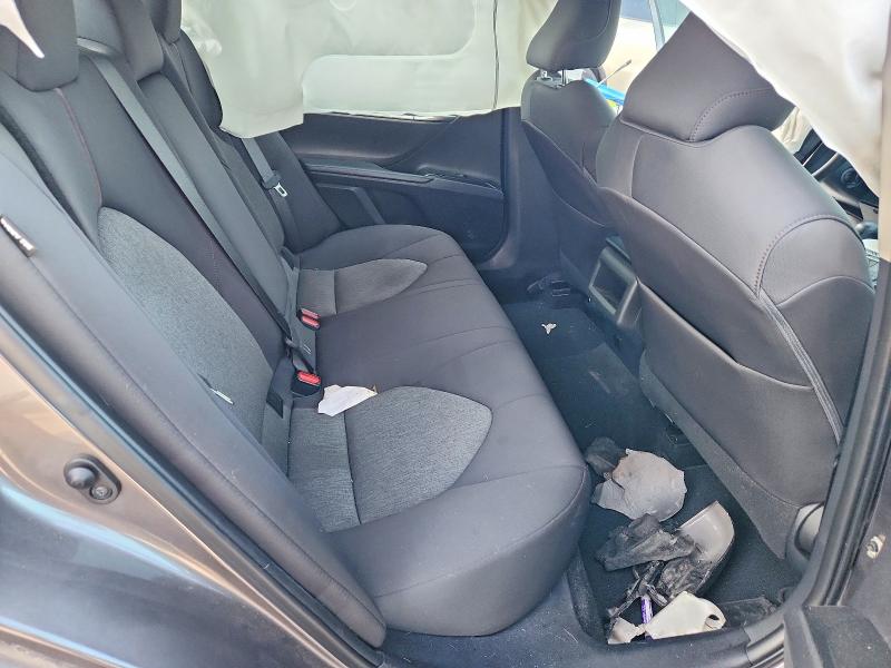 61352096 :رقم المزاد ، 4T1C11AK4LU884615 vin ، 2020 Toyota Camry مزاد بيع