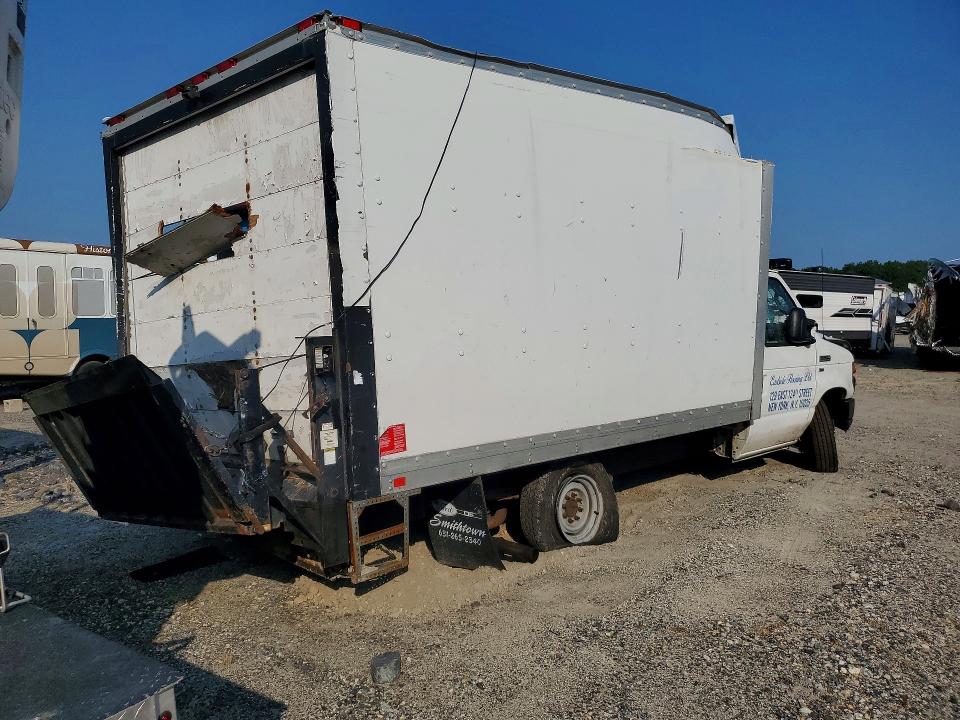 2010 Ford Econoline მანქანა იყიდება აუქციონზე, vin: 1FDSS3HL9ADA83596, აუქციონის ნომერი: 58791456