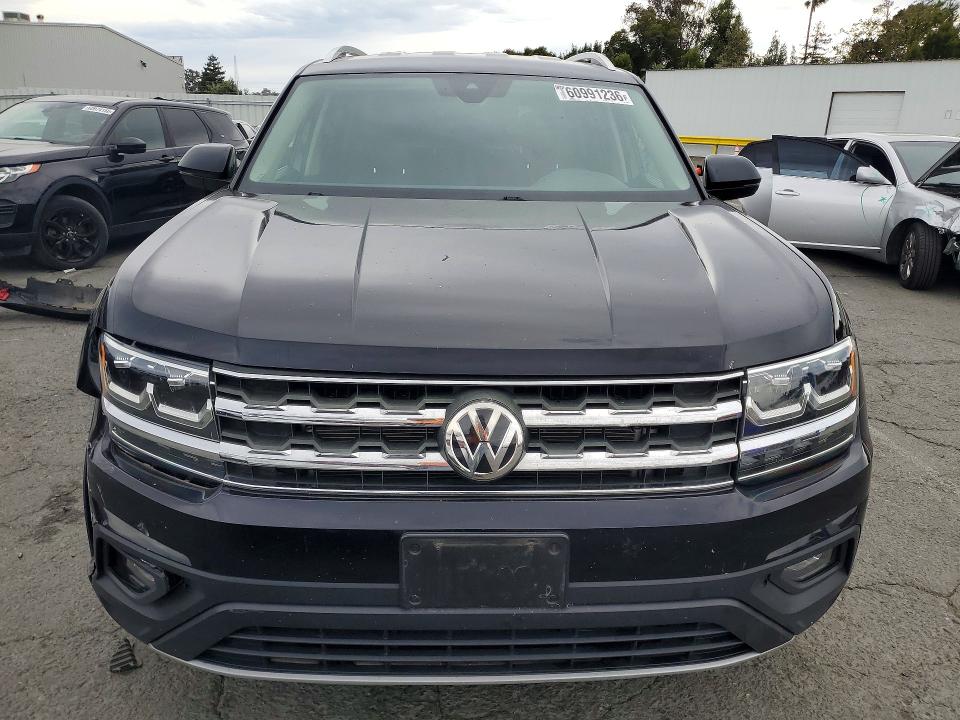 2018 Volkswagen Atlas მანქანა იყიდება აუქციონზე, vin: 1V2LR2CA8JC590028, აუქციონის ნომერი: 60991236