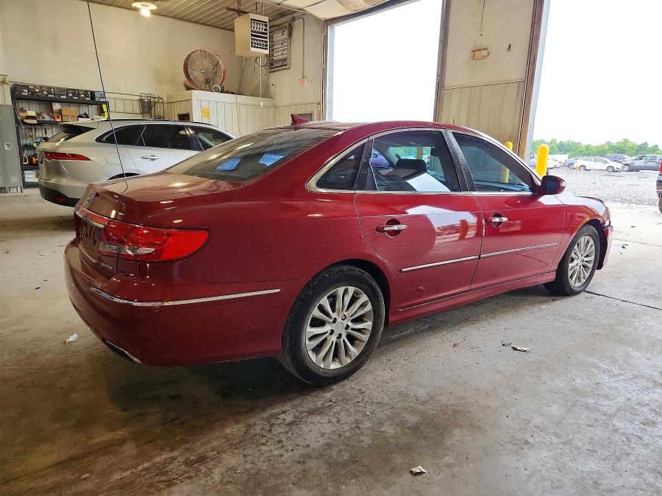 2011 Hyundai Azera მანქანა იყიდება აუქციონზე, vin: KMHFC4DFXBA544313, აუქციონის ნომერი: 61682266