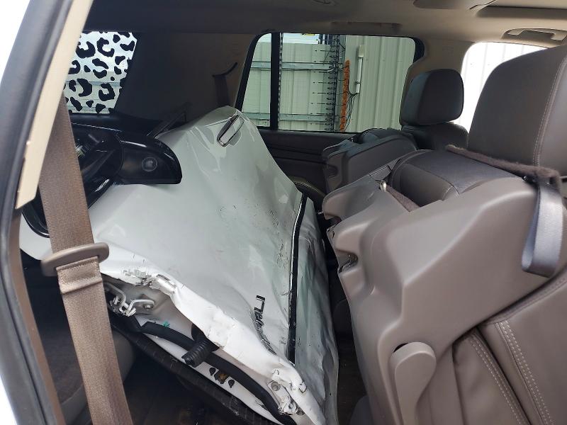 60772896 :رقم المزاد ، 1GKS1CKJ4FR229769 vin ، 2015 Gmc Yukon مزاد بيع