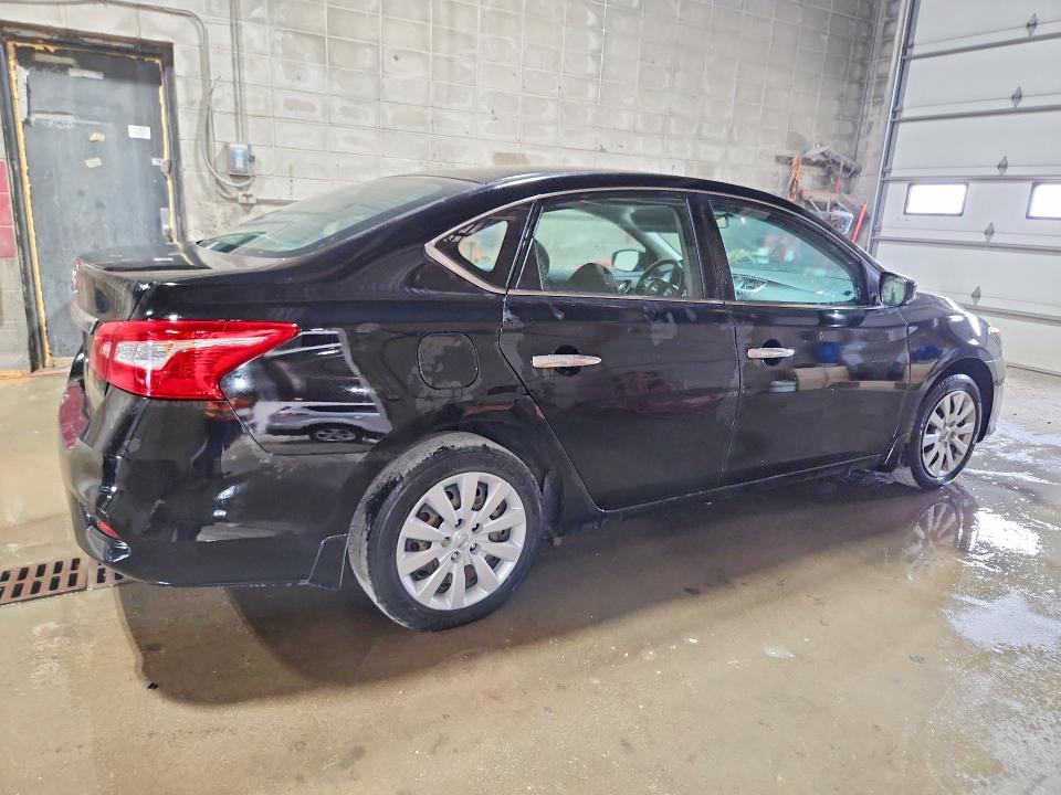 2018 Nissan Sentra მანქანა იყიდება აუქციონზე, vin: 3N1AB7AP5JY323263, აუქციონის ნომერი: 61386686