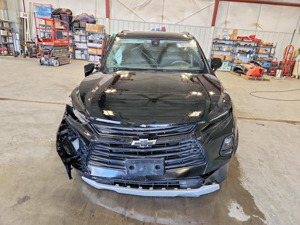 62568666 :رقم المزاد ، 3GNKBHR43NS116050 vin ، 2022 Chevrolet Blazer مزاد بيع