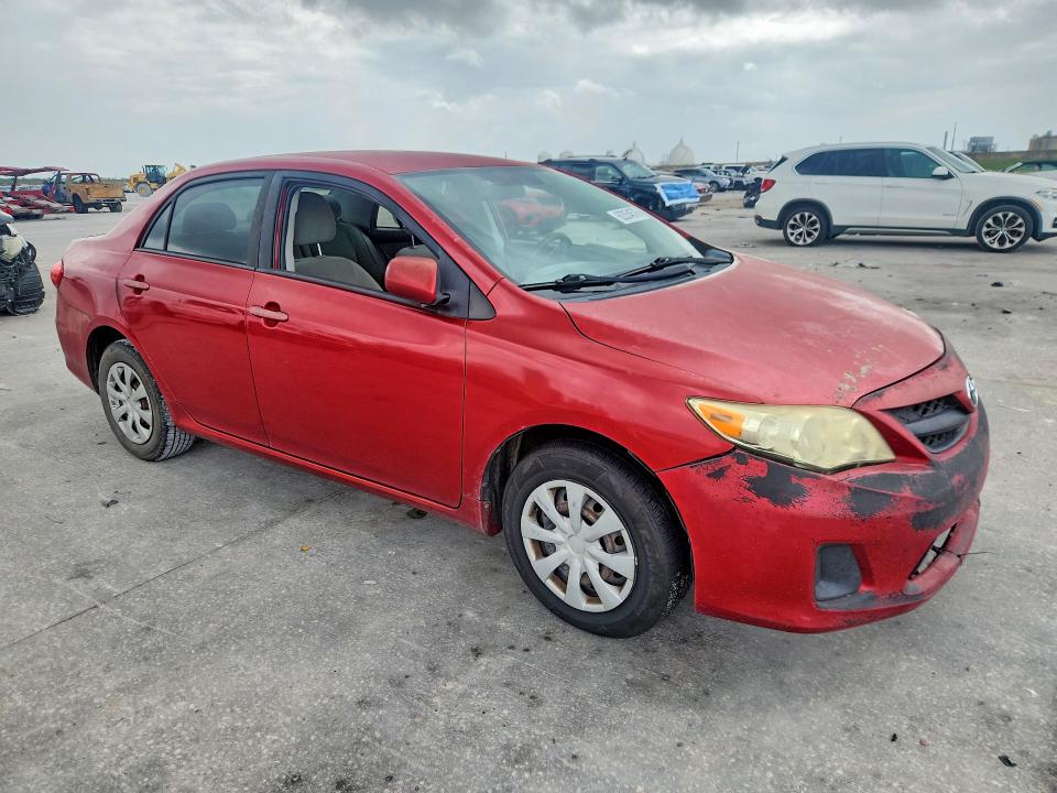 62354576 :رقم المزاد ، 2T1BU4EE0BC569481 vin ، 2011 Toyota Corolla مزاد بيع