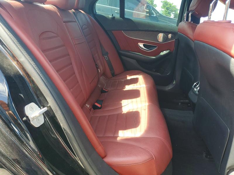 62567996 :رقم المزاد ، 55SWF6EB1GU103007 vin ، 2016 Mercedes-benz C مزاد بيع