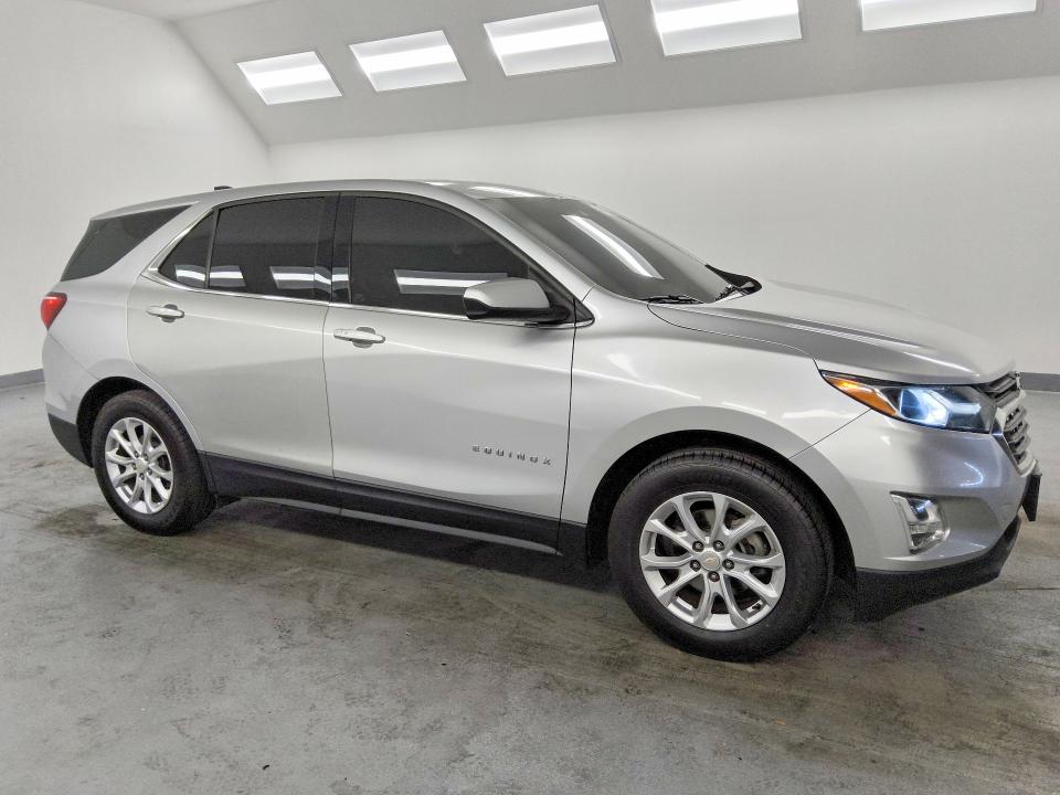 58832516 :رقم المزاد ، 3GNAXKEV4LS593740 vin ، 2020 Chevrolet Equinox مزاد بيع