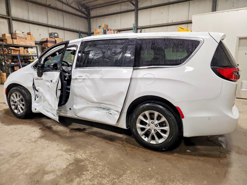 Продажа на аукционе авто 2025 Chrysler Pacifica, vin: 2C4RC3BG0SR592325, номер лота: 56652436