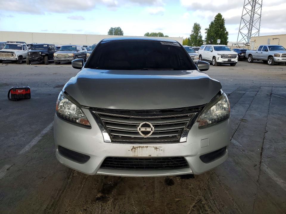 2014 Nissan Sentra მანქანა იყიდება აუქციონზე, vin: 3N1AB7AP1EY211923, აუქციონის ნომერი: 59374166