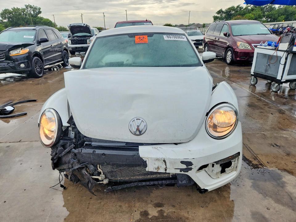 Продажа на аукционе авто 2017 Volkswagen Beetle, vin: 3VWJ17AT5HM607861, номер лота: 60700966