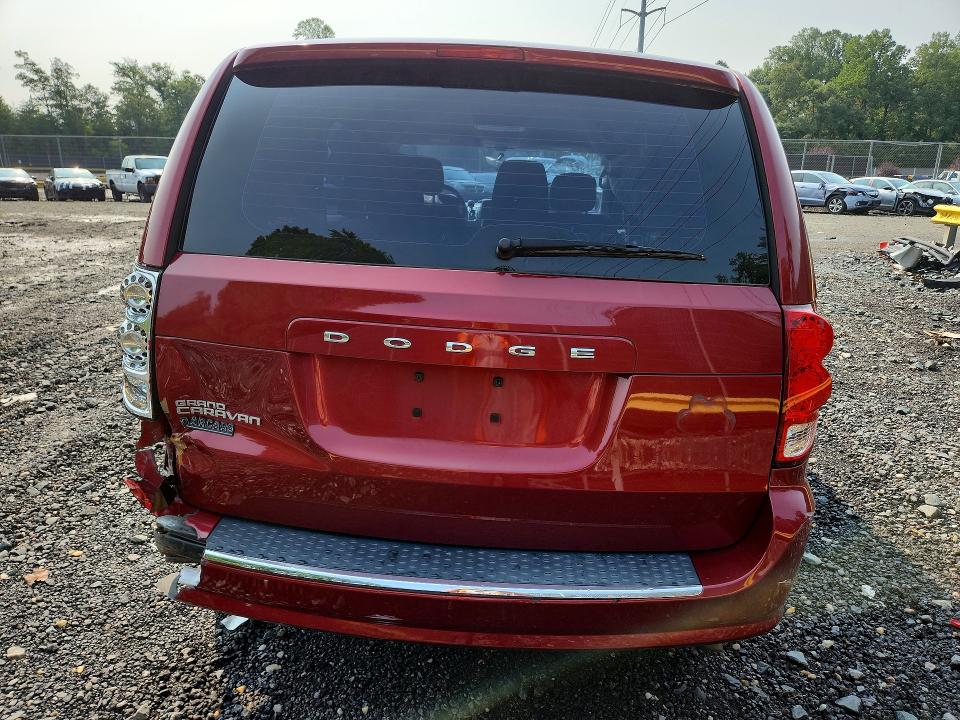 62000556 :رقم المزاد ، 2C4RDGBG0ER267912 vin ، 2014 Dodge Grand Caravan مزاد بيع