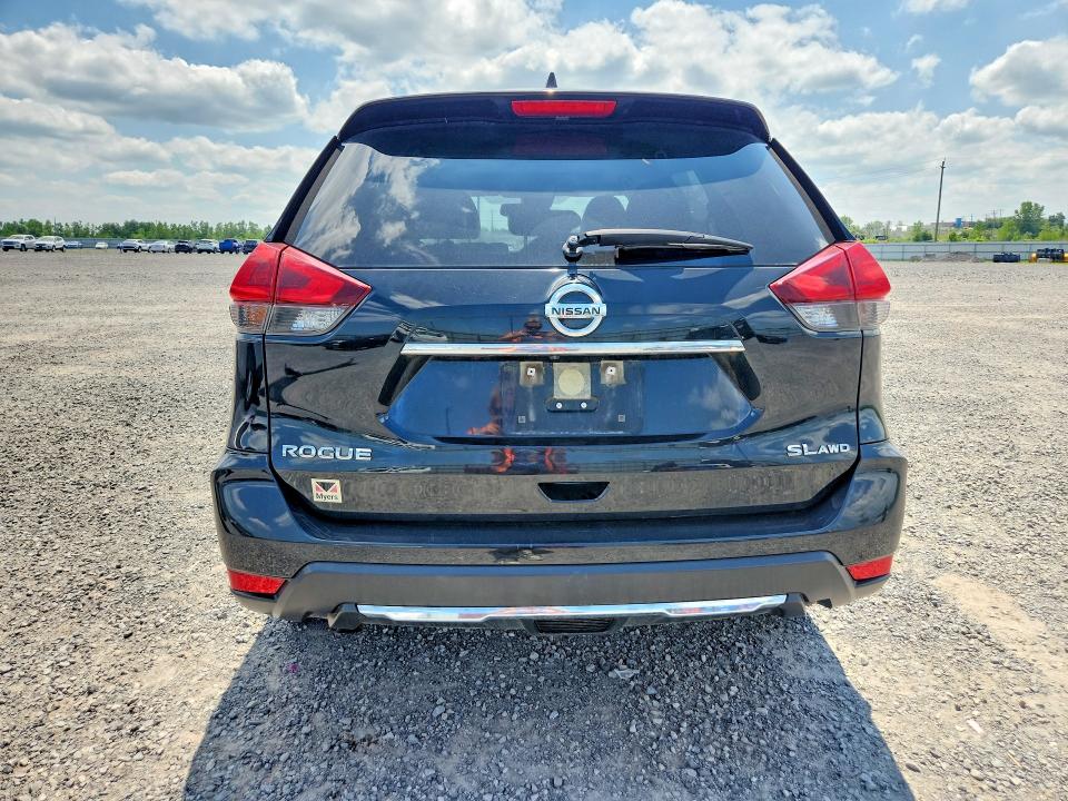 2018 Nissan Rogue მანქანა იყიდება აუქციონზე, vin: JN8AT2MV4JW320373, აუქციონის ნომერი: 59588846