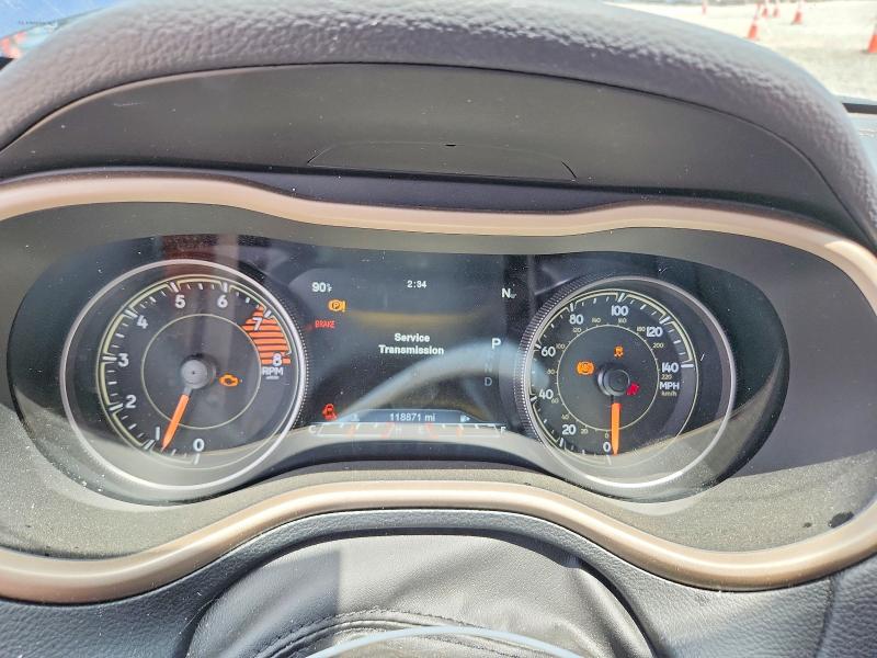 60380876 :رقم المزاد ، 1C4PJMDS5GW305788 vin ، 2016 Jeep Cherokee مزاد بيع