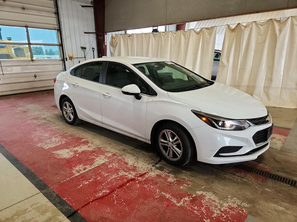 2017 Chevrolet Cruze მანქანა იყიდება აუქციონზე, vin: 1G1BE5SM5H7271557, აუქციონის ნომერი: 61076986