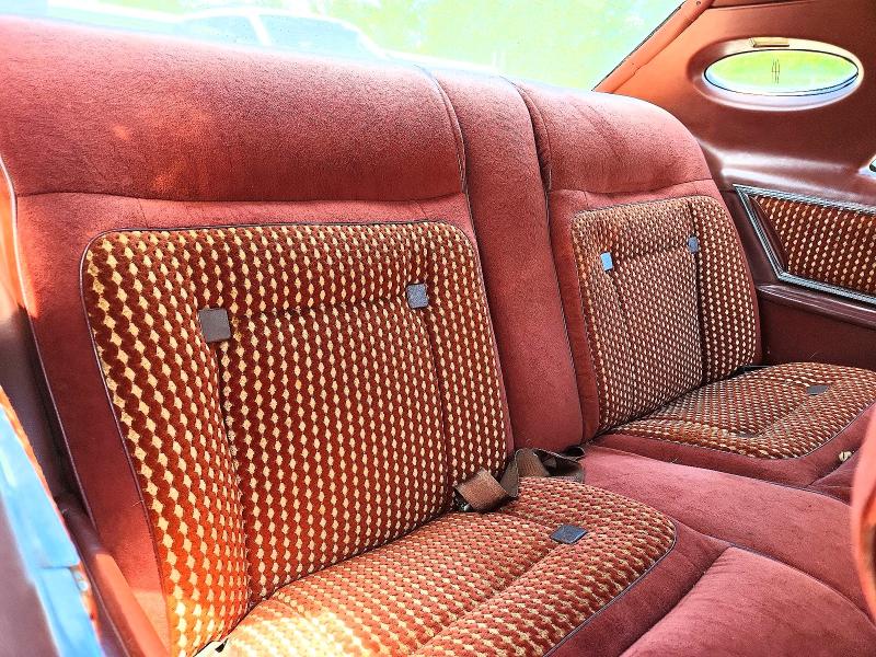 62415876 :رقم المزاد ، 7Y89A900122 vin ، 1977 Lincoln Continental Mk V مزاد بيع