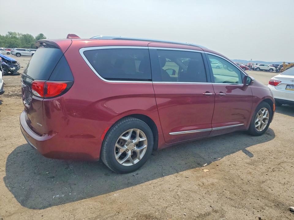 Продажа на аукционе авто 2018 Chrysler Pacifica, vin: 2C4RC1GG1JR226255, номер лота: 61144266