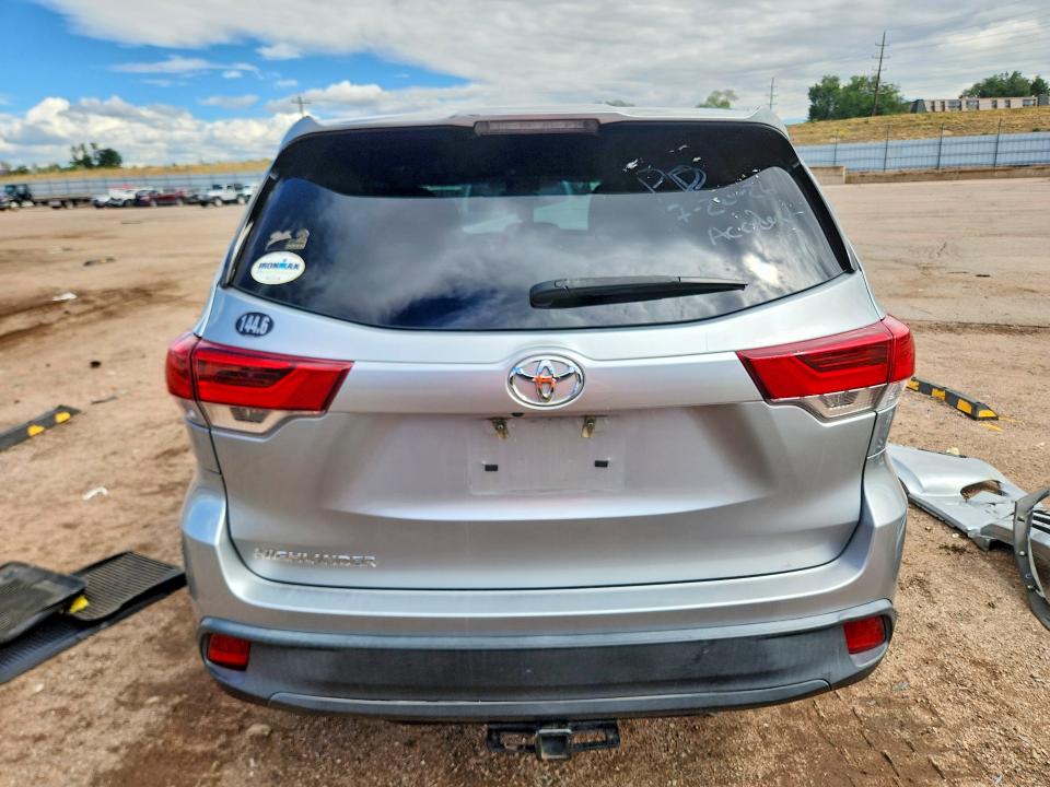 Продажа на аукционе авто 2019 Toyota Highlander, vin: 5TDZARFH5KS050625, номер лота: 62283726