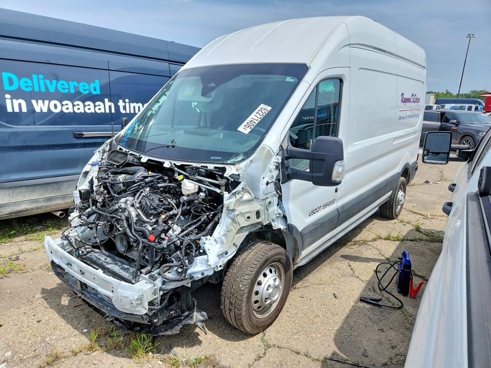 62271406 :رقم المزاد ، 1FTBF6X85TKA54957 vin ، 2026 Ford Transit مزاد بيع
