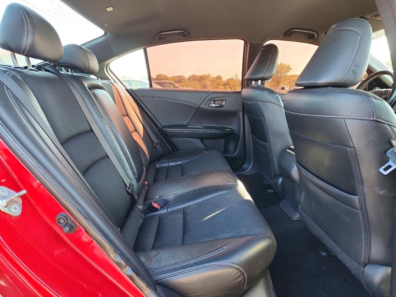 Продажа на аукционе авто 2017 Honda Accord, vin: 1HGCR2F59HA272720, номер лота: 63406526