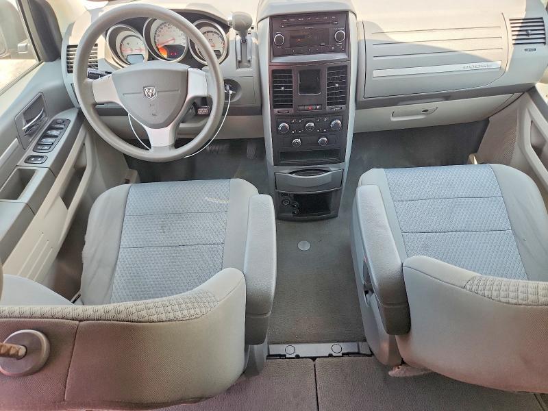 62670466 :رقم المزاد ، 2D4RN4DE8AR101626 vin ، 2010 Dodge Grand Caravan مزاد بيع
