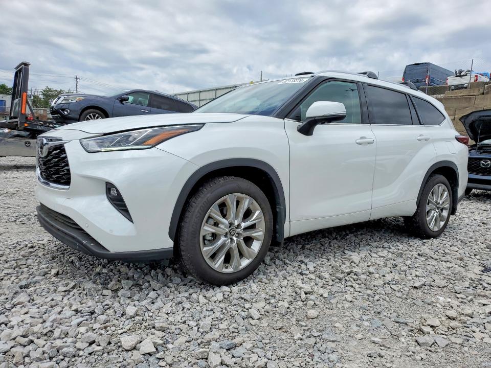 2025 Toyota Highlander მანქანა იყიდება აუქციონზე, vin: 5TDKDRBHXSS578076, აუქციონის ნომერი: 62123216