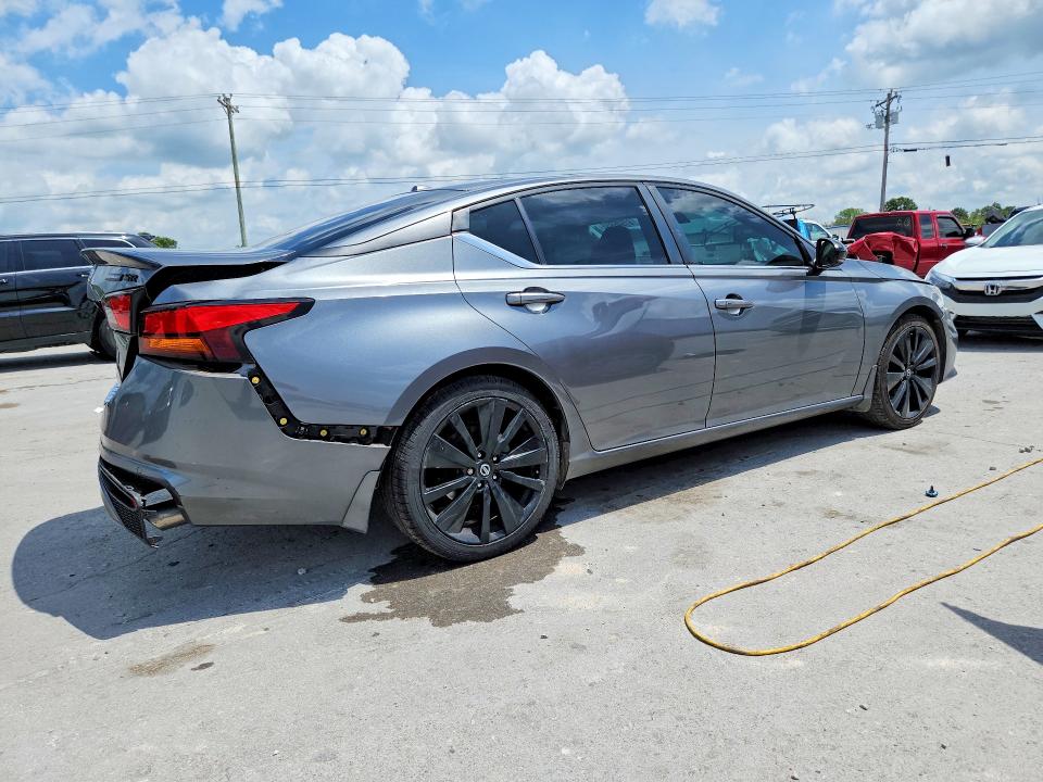 61946936 :رقم المزاد ، 1N4BL4CV2NN345612 vin ، 2022 Nissan Altima مزاد بيع