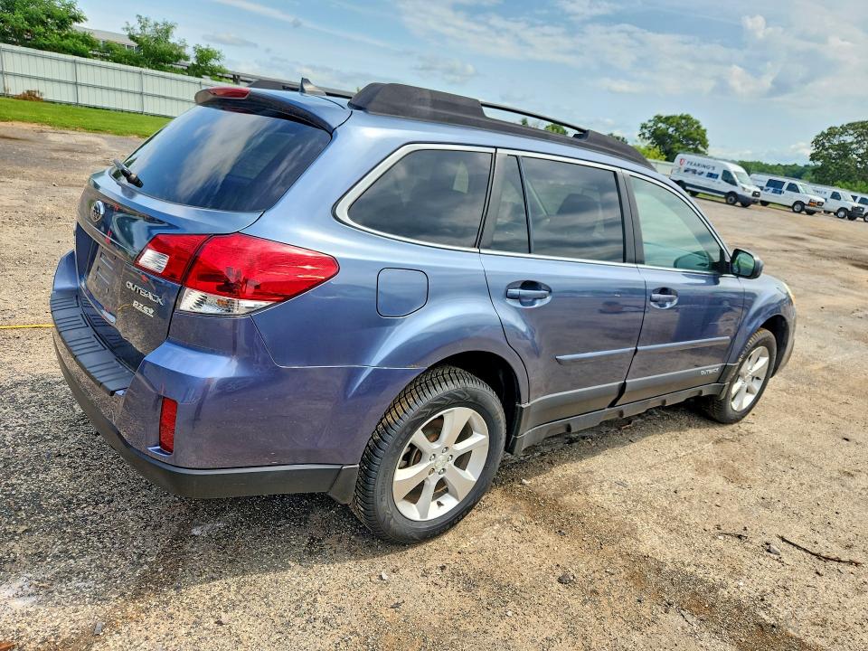 Продажа на аукционе авто 2013 Subaru Outback, vin: 4S4BRBLC4D3249742, номер лота: 60631266