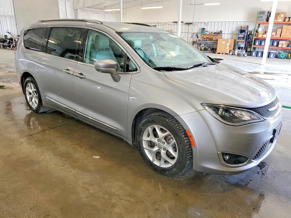 Продажа на аукционе авто 2020 Chrysler Pacifica, vin: 2C4RC1EG3LR269484, номер лота: 61686746