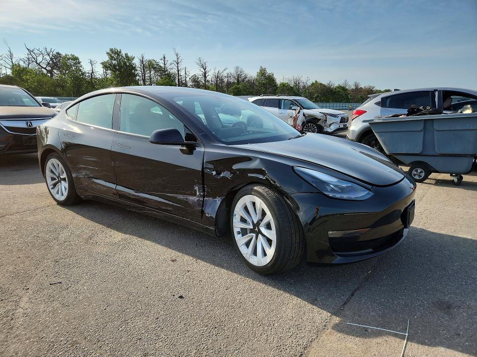 60860096 :رقم المزاد ، 5YJ3E1EB2NF203480 vin ، 2022 Tesla Model 3 مزاد بيع