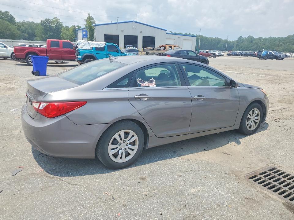 63353366 :رقم المزاد ، 5NPEB4AC1BH225341 vin ، 2011 Hyundai Sonata مزاد بيع