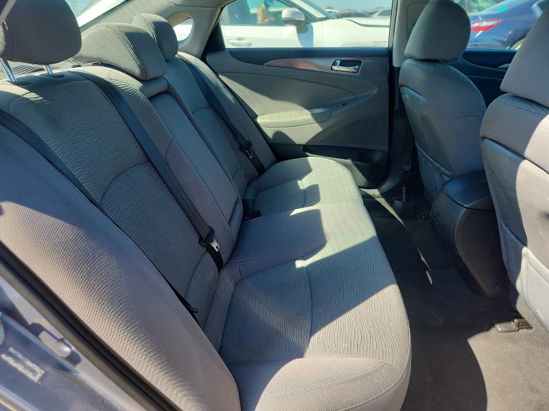 2015 Hyundai Sonata Hybrid მანქანა იყიდება აუქციონზე, vin: KMHEC4A48FA137305, აუქციონის ნომერი: 62884136