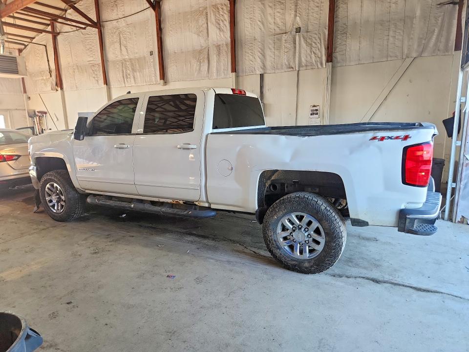 Продажа на аукционе авто 2015 Chevrolet Silverado, vin: 1GC1KVE87FF606394, номер лота: 61321126