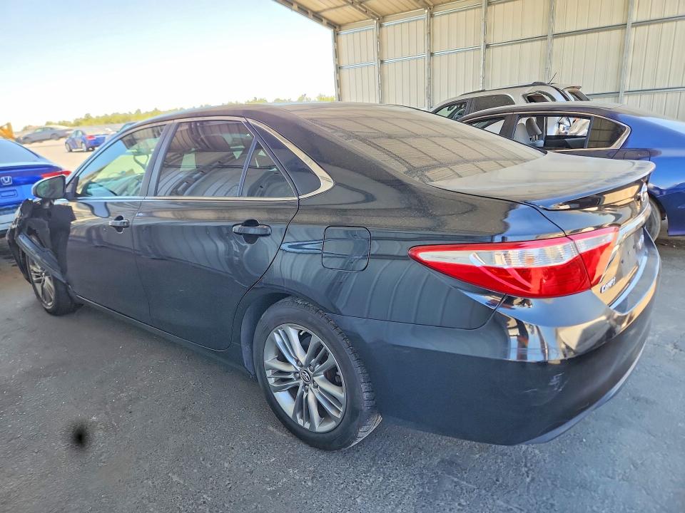 Продажа на аукционе авто 2015 Toyota Camry Hybrid, vin: 4T1BD1FK0FU167578, номер лота: 63213626