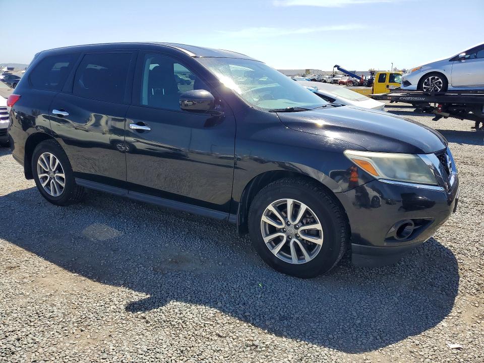 62472496 :رقم المزاد ، 5N1AR2MN6FC619054 vin ، 2015 Nissan Pathfinder مزاد بيع