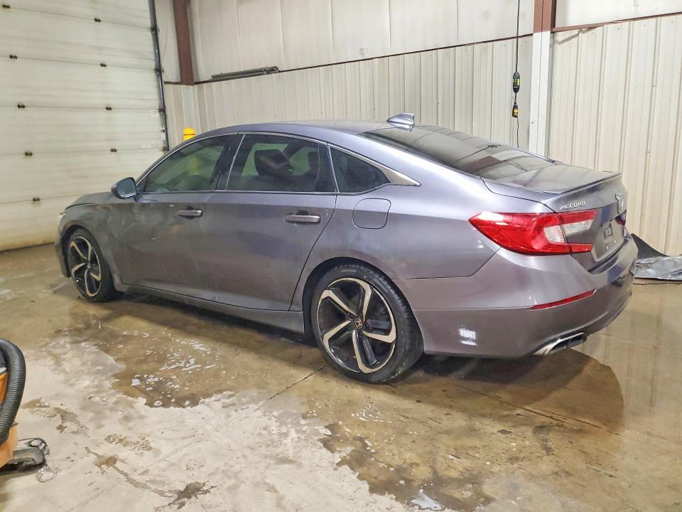 Продаж на аукціоні авто 2018 Honda Accord, vin: 1HGCV1F32JA007308, номер лоту: 61705246