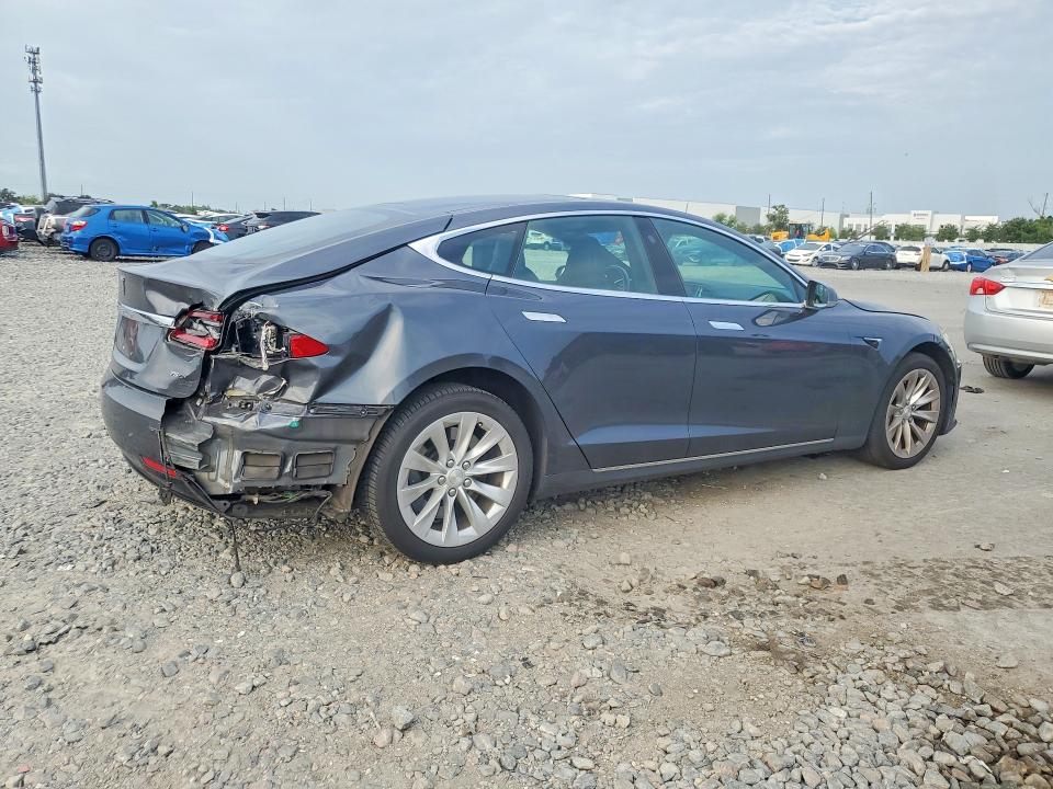 Продаж на аукціоні авто 2017 Tesla Model S, vin: 5YJSA1E26HF232444, номер лоту: 63320856