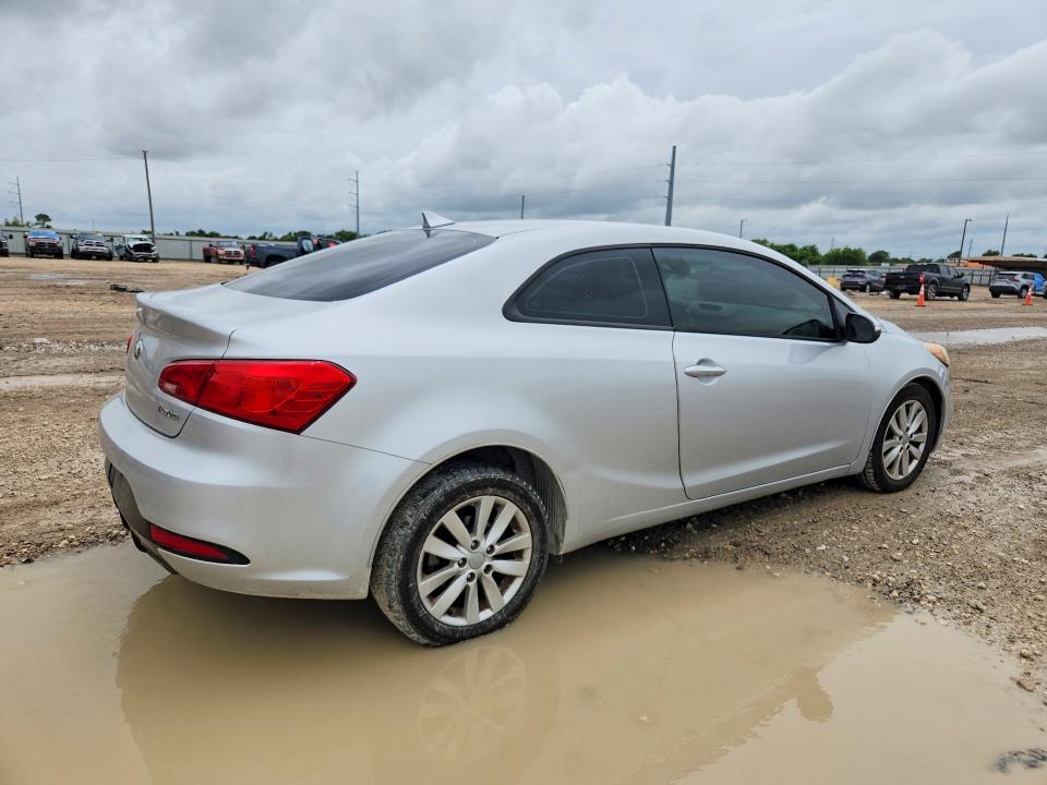 61344106 :رقم المزاد ، KNAFX6A88G5598278 vin ، 2016 Kia Forte مزاد بيع