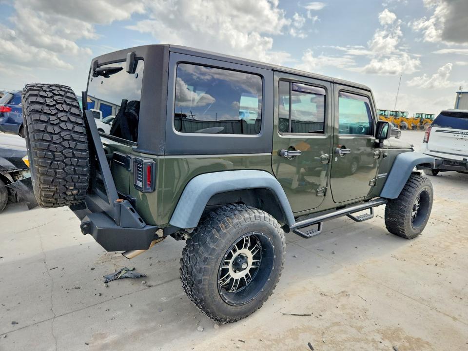 Продаж на аукціоні авто 2015 Jeep Wrangler Unlimited, vin: 1C4BJWFGXFL743401, номер лоту: 61546706