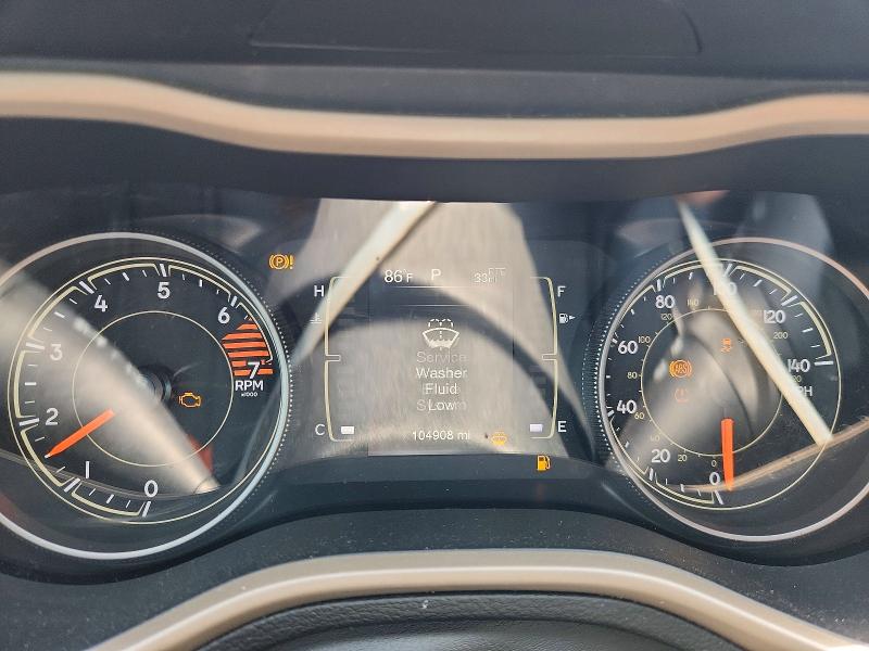 59367826 :رقم المزاد ، 1C4PJLCB7JD543124 vin ، 2018 Jeep Cherokee مزاد بيع
