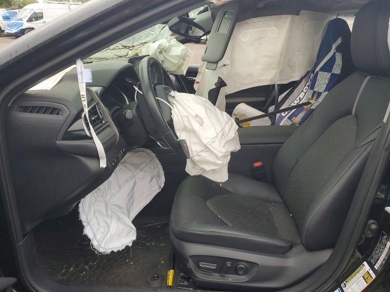 60973966 :رقم المزاد ، 4T1K61BKXNU069351 vin ، 2022 Toyota Camry مزاد بيع