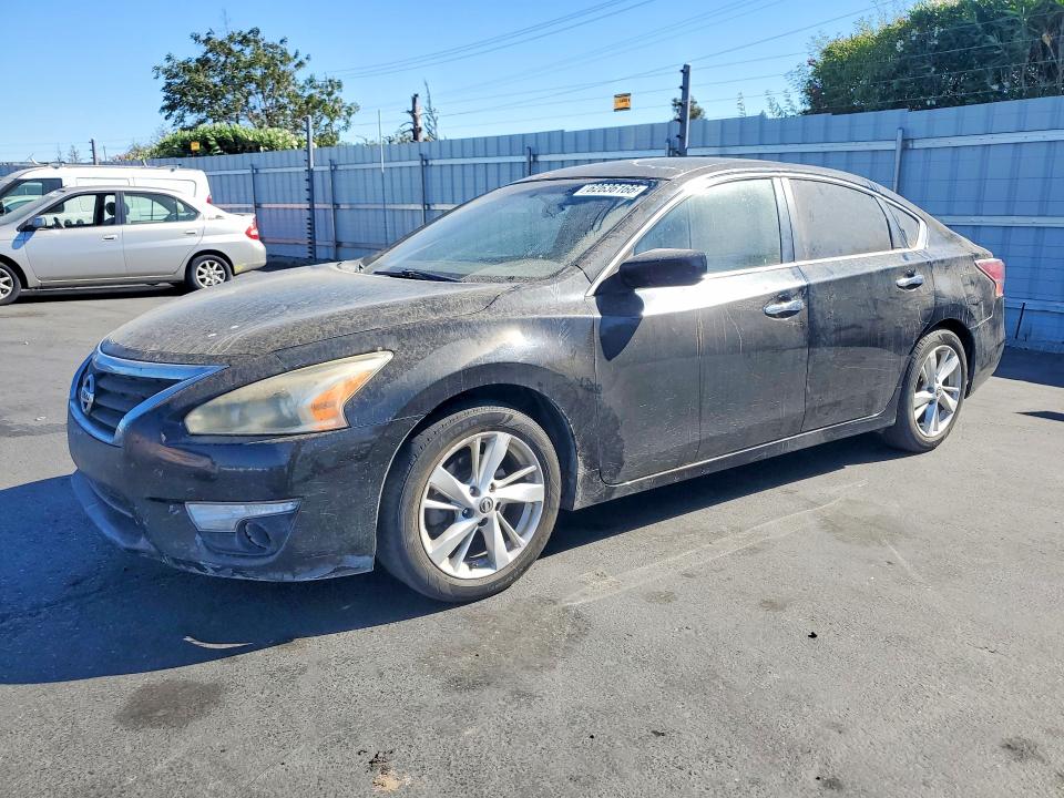 62636166 :رقم المزاد ، 1N4AL3AP5FC185913 vin ، 2015 Nissan Altima مزاد بيع