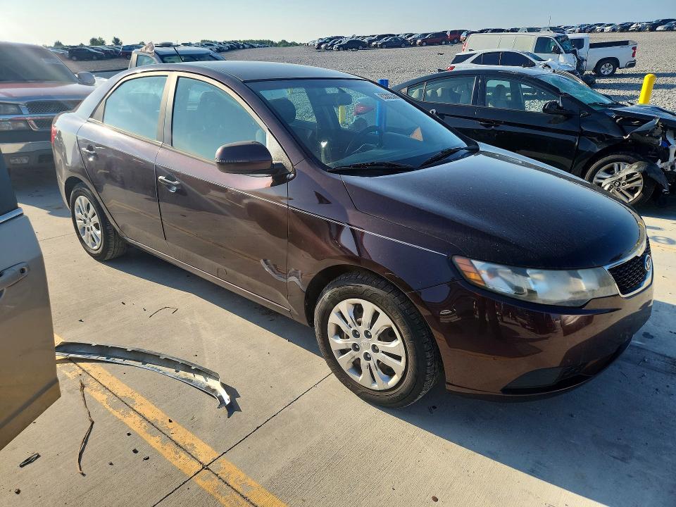 2011 Kia Forte მანქანა იყიდება აუქციონზე, vin: KNAFU4A20B5444505, აუქციონის ნომერი: 63302396