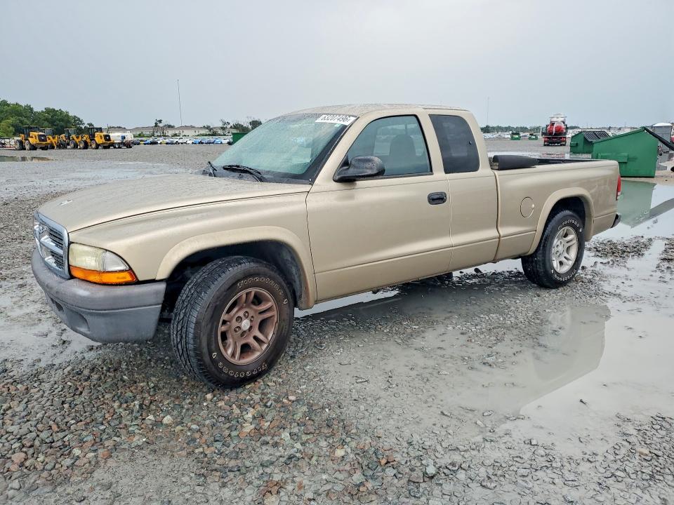 63207496 :رقم المزاد ، 1D7GL12K74S627062 vin ، 2004 Dodge Dakota مزاد بيع