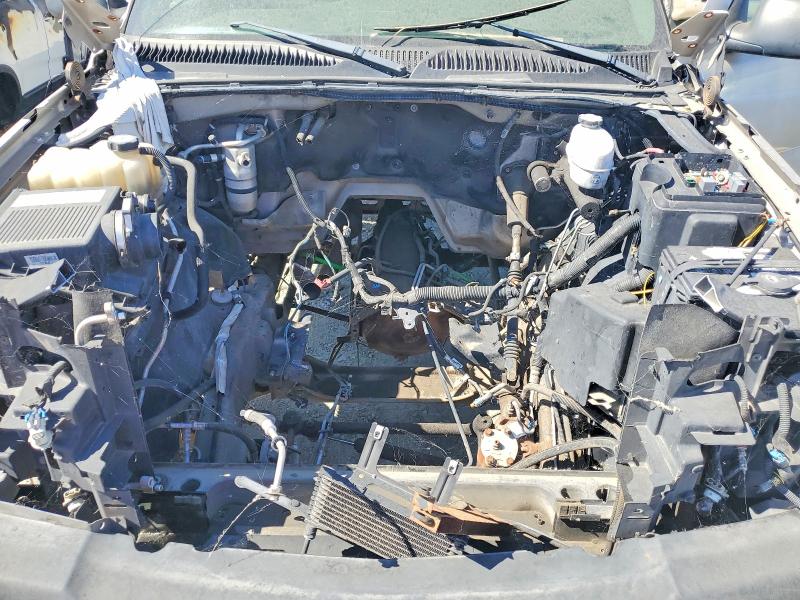 60982576 :رقم المزاد ، 1GCHC24U86E218766 vin ، 2006 Chevrolet Silverado مزاد بيع